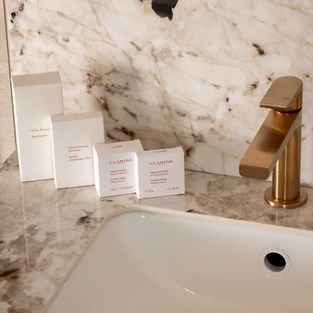 Madame Drouot & - Opera