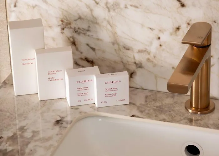 Madame Drouot & - Opera