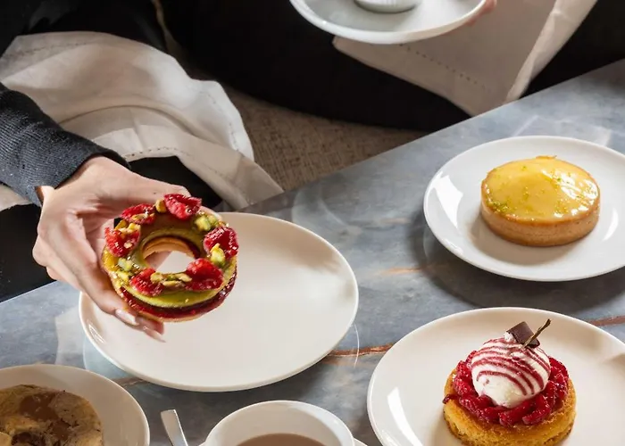 Madame Drouot & - Opera Paris