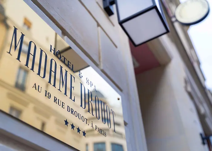 Madame Drouot & - Opera Paris