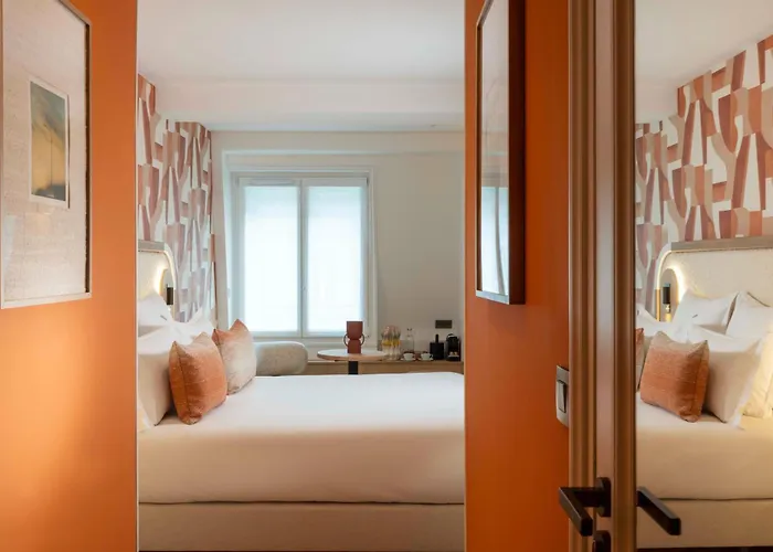 Madame Drouot & - Opera Paris