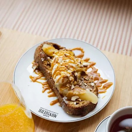 Madame Drouot & - Opera 4*