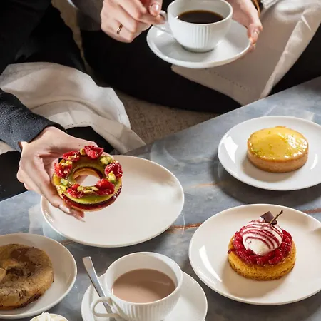 Madame Drouot & - Opera 巴黎