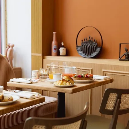 Madame Drouot & - Opera