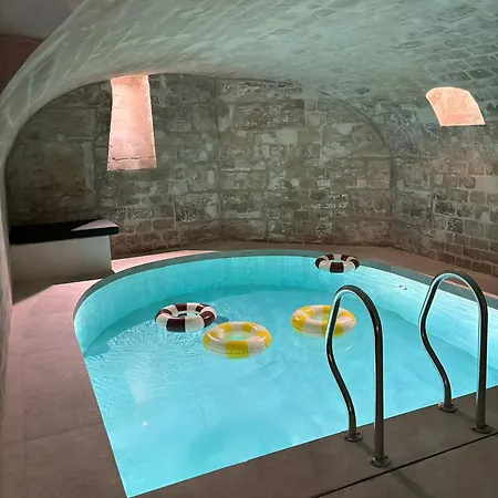 Madame Drouot & - Opera Hotel 4*